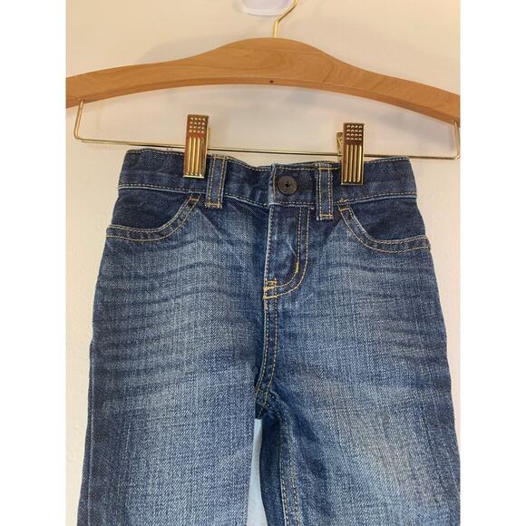 OSHKOSH B'GOSH Boy's Classic Adjustable Waist Medium Wash Jeans / Size: 6 Months - Picture 3 of 7